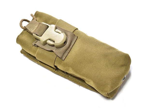 実物未使用 Eagle バッテリーポーチ付き MBITR ポーチ V2 AOR1