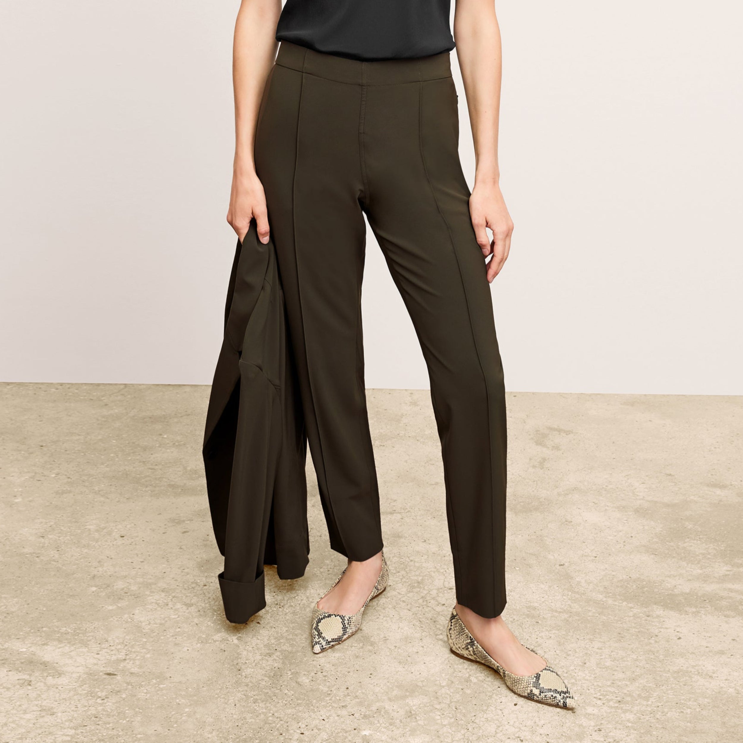 MLF12620_Colby_Pant_OrigamiTec