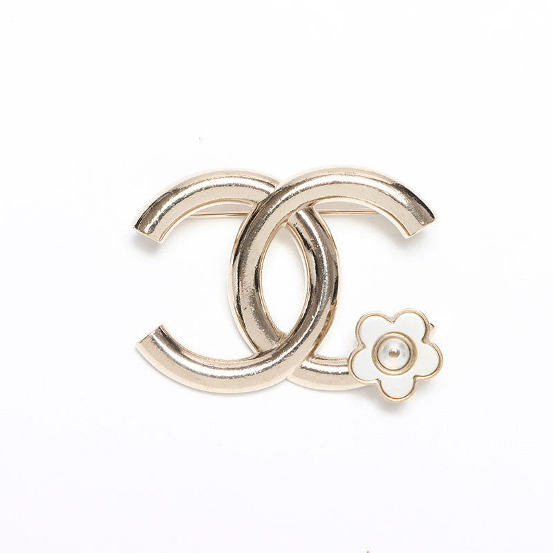 シャネル ココマークつきカメリア ブローチ15P まりころ様♡ CHANEL