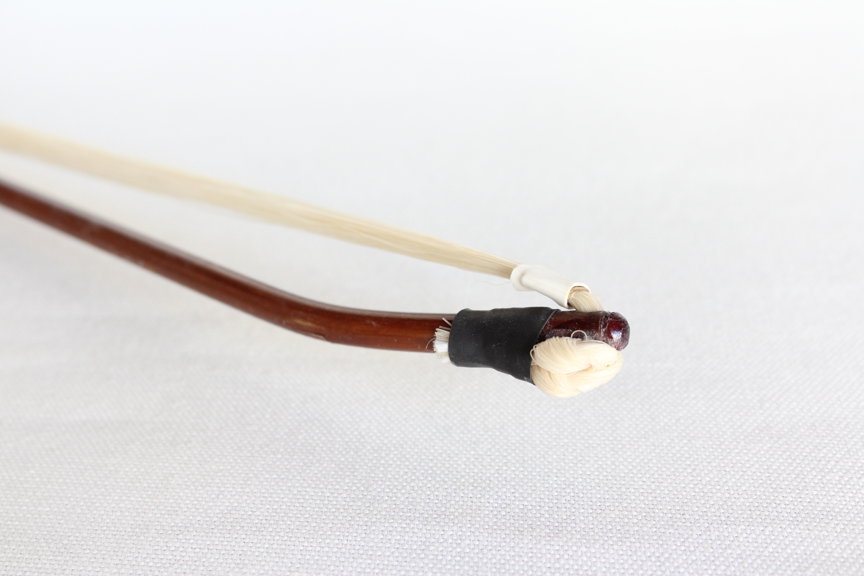 二胡弓（精品紅竹弓 王小迪製品 北京式/北式） - 二胡の通販、卸販売