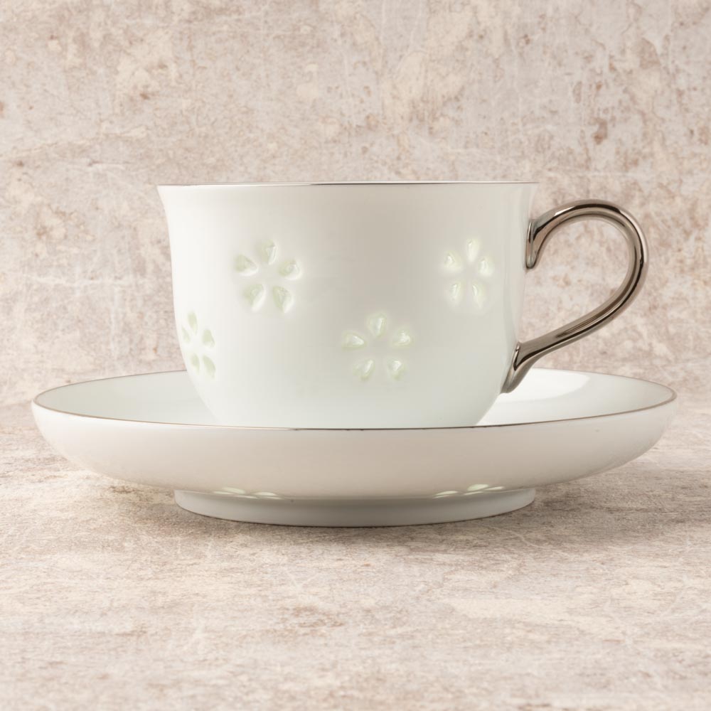 波佐見焼 丹心窯 水晶花詰 コーヒーC/S（小） ¥9,680 大人の焼き物