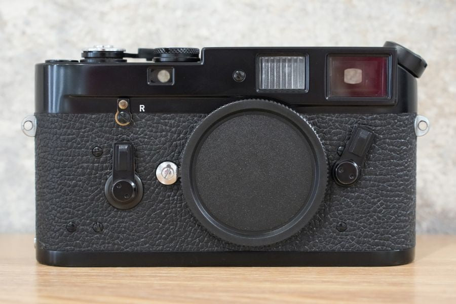 LEICA M4 Black Paint オリジナルブラックペイント – まるかめら