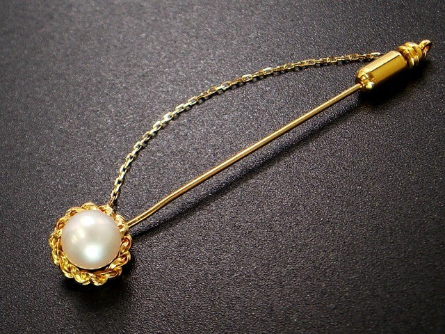 豪華!!18金☆アコヤ真珠 ピンブローチ☆総重量2.4g☆K18刻印有☆パール