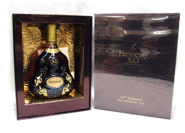 未開栓 Hennessy ヘネシー XO 黒キャップ 700ml 箱あり ☆ 未開栓