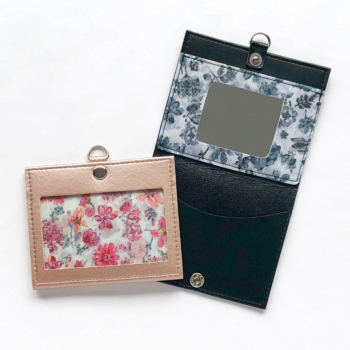 初期アイカツカード404枚ケースミラー財布付き 初期アイカツカード404枚