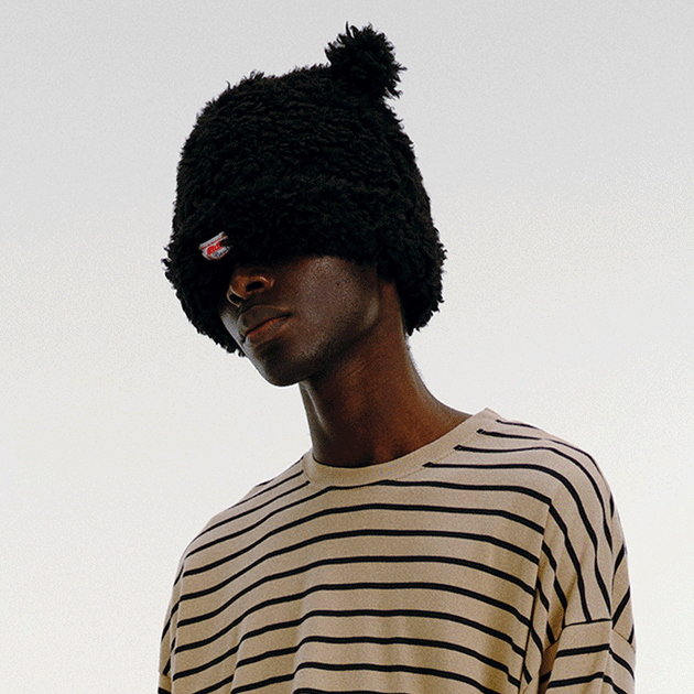 BASICKS耳付き黒ニット帽 BASICKS耳付き黒ニット帽 HAT MEN – BASICKS