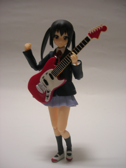 けいおん! 中野梓モデル ムスタング あずにゃん 009 唐突なギター紹介