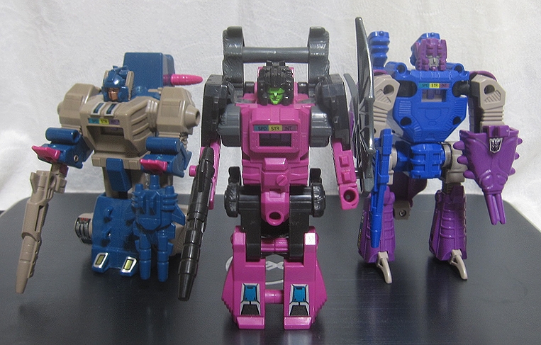 トランスフォーマー 工場 ブルホーン D-302 ヘッドマスター Jr