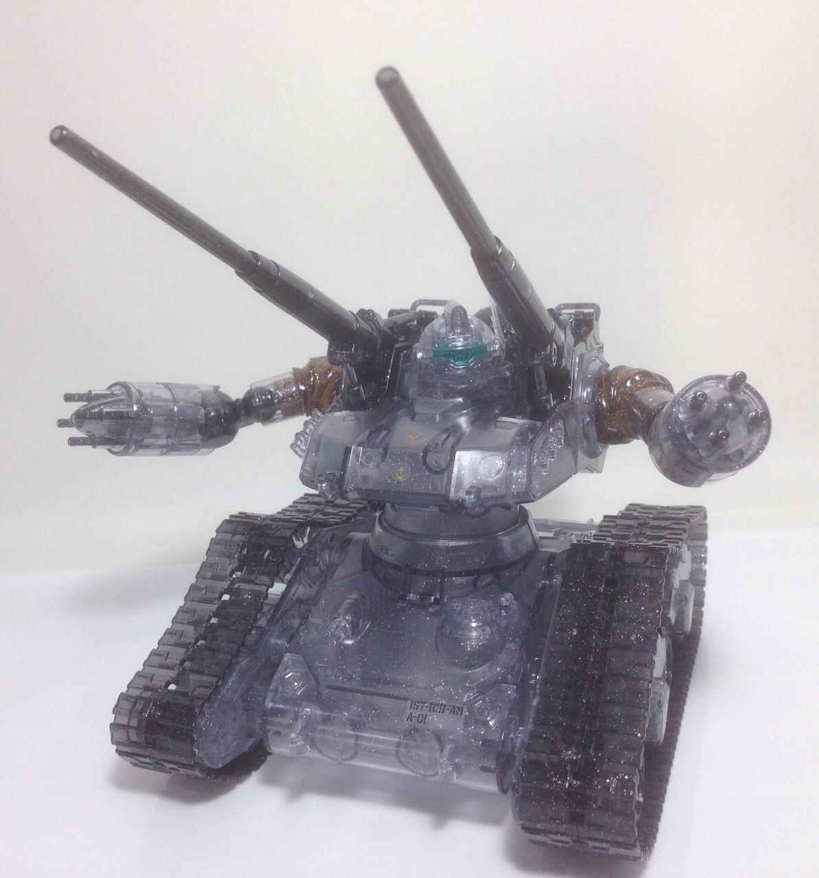 HGUC1/144 ガンタンク初期型 劇場限定リミテッドクリアVer. HG 1/144