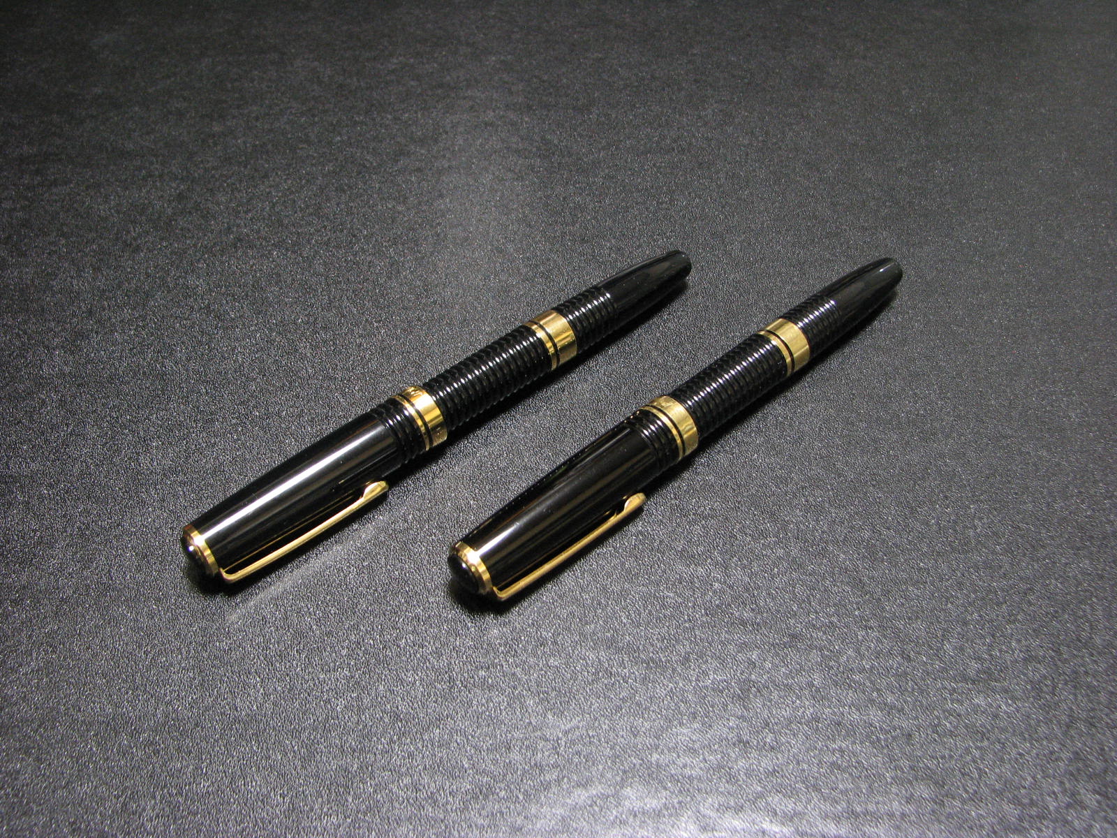 プラチナ万年筆 ギャザード 細軟 SF 14k 珍品 010 オーバーホール済み