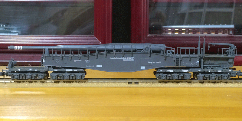 Nゲージ列車砲60cm臼砲 オーディン？ドイツ軍装甲列車