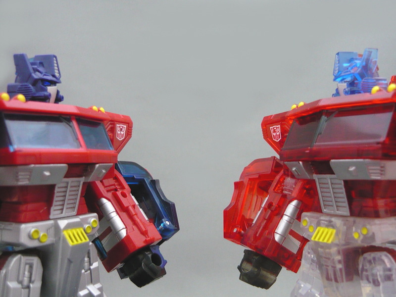 デッドストック ほぼ未使用 コンボイ クリアVer 変形