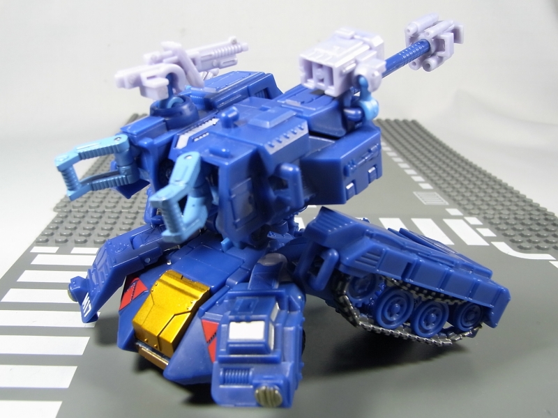 トランスフォーマーユナイテッドUN-10 ストラクサス