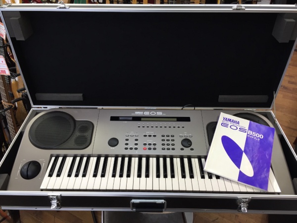 ミツノ楽器】YAMAHA EOS B500 中古 ハードケース付 札幌 入荷致しまし