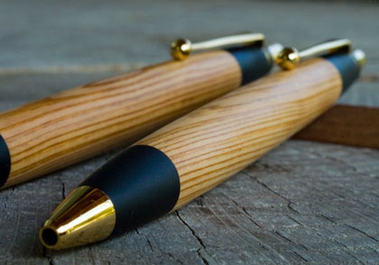 屋久杉のペンの紹介 | 野原工芸｜作り手の裏話