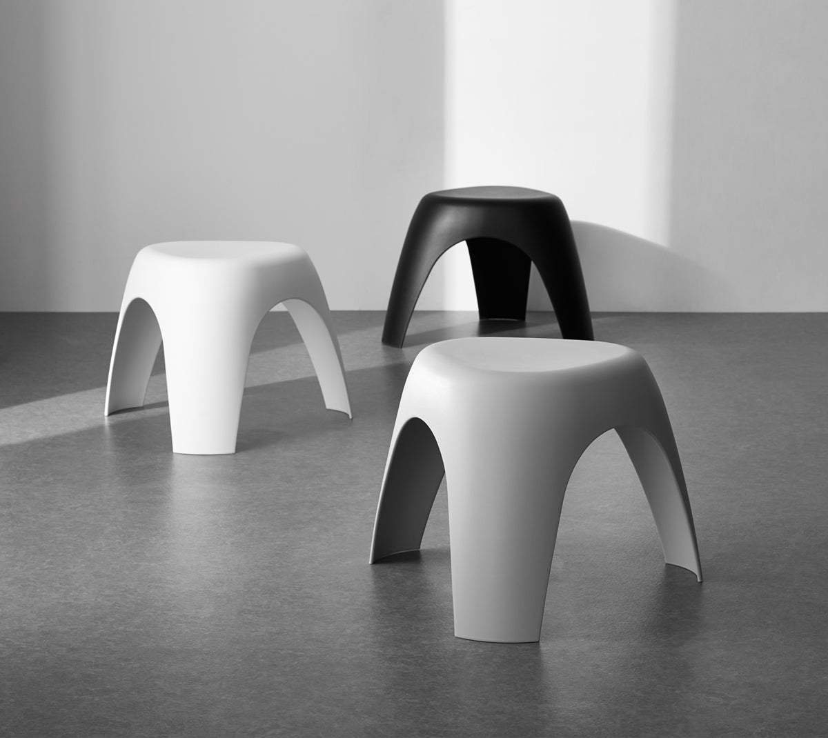 Vitra Design Museum エレファントスツール ホワイト 柳宗理