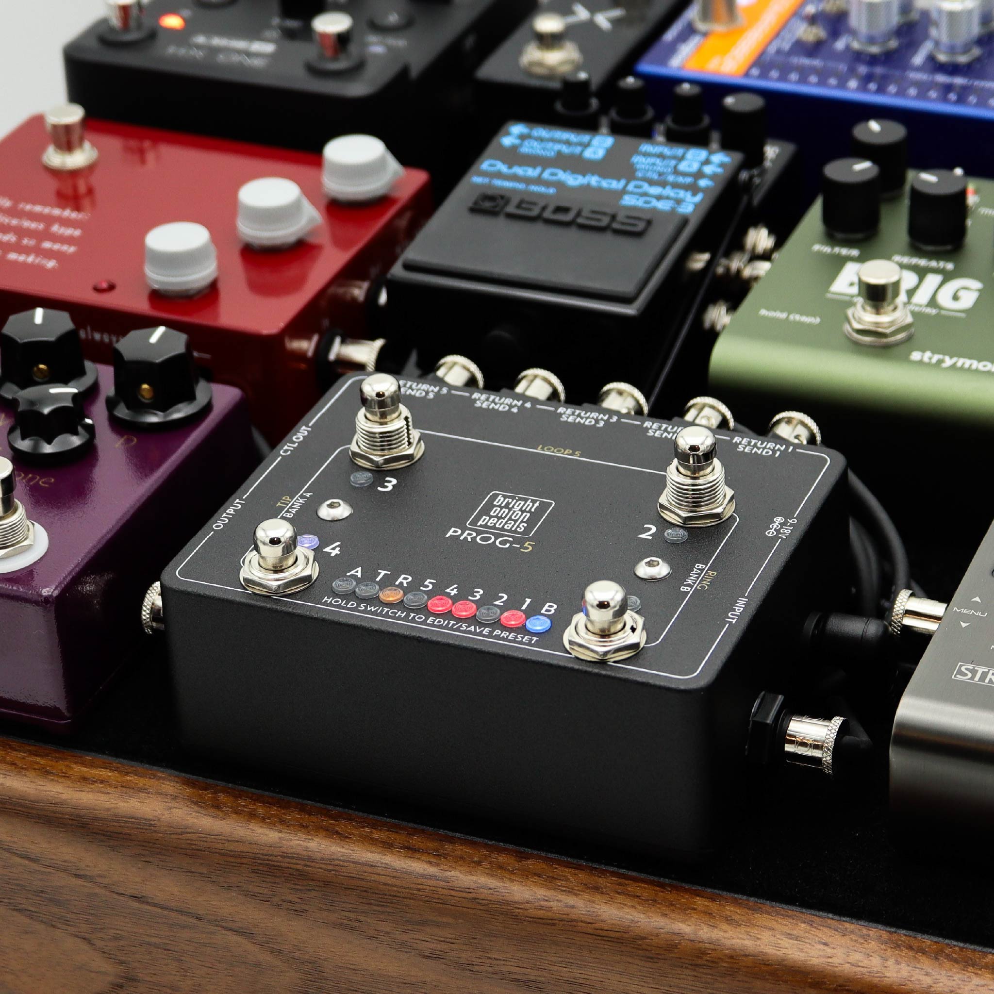 Loopers – Bright Onion Pedals