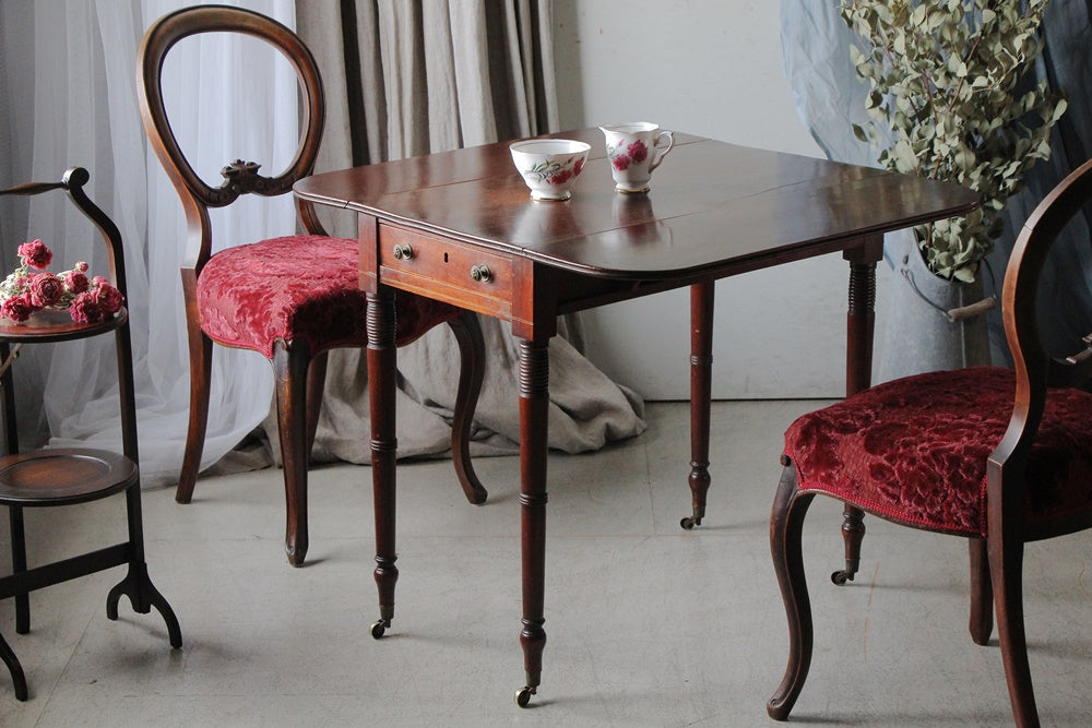 1900年代マホガニー材バタフライテーブル（高さ68.5cm） イギリス