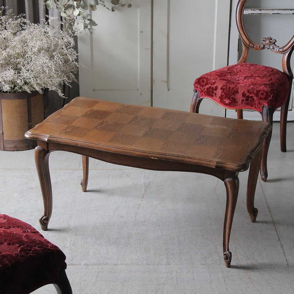 パーケットリーが素敵なコーヒーテーブル（高さ46.5cm） フランス