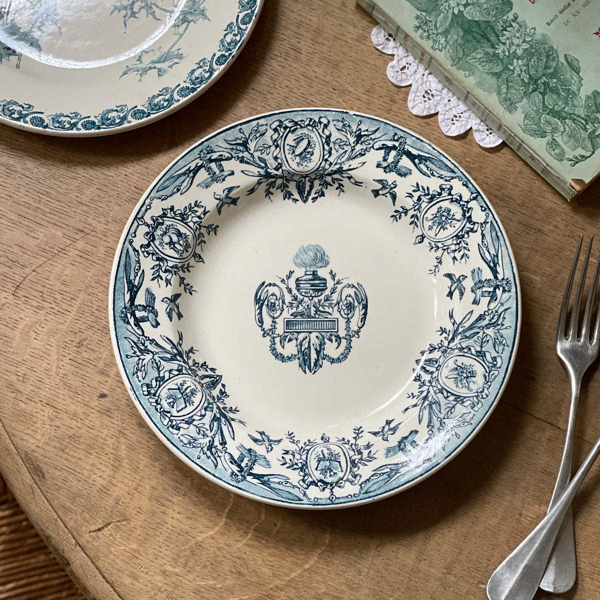 クレールフォンテーヌ窯『ルイ16世』平皿（直径24cm） フランス