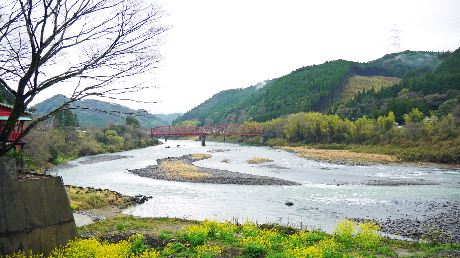 球磨川第一橋梁 鉄道橋の建設 モノクロ写真 ②