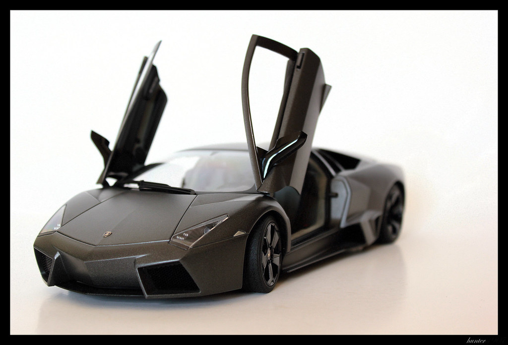 AUTOart Lamborghini Reventon | DiecastXchange Forum