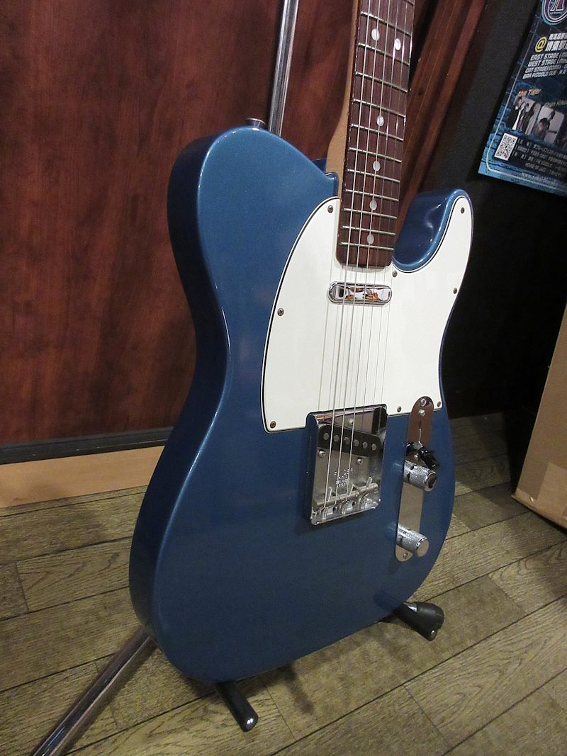 Fender New American Vintage 1964 Telecaster Lake Placid Blue