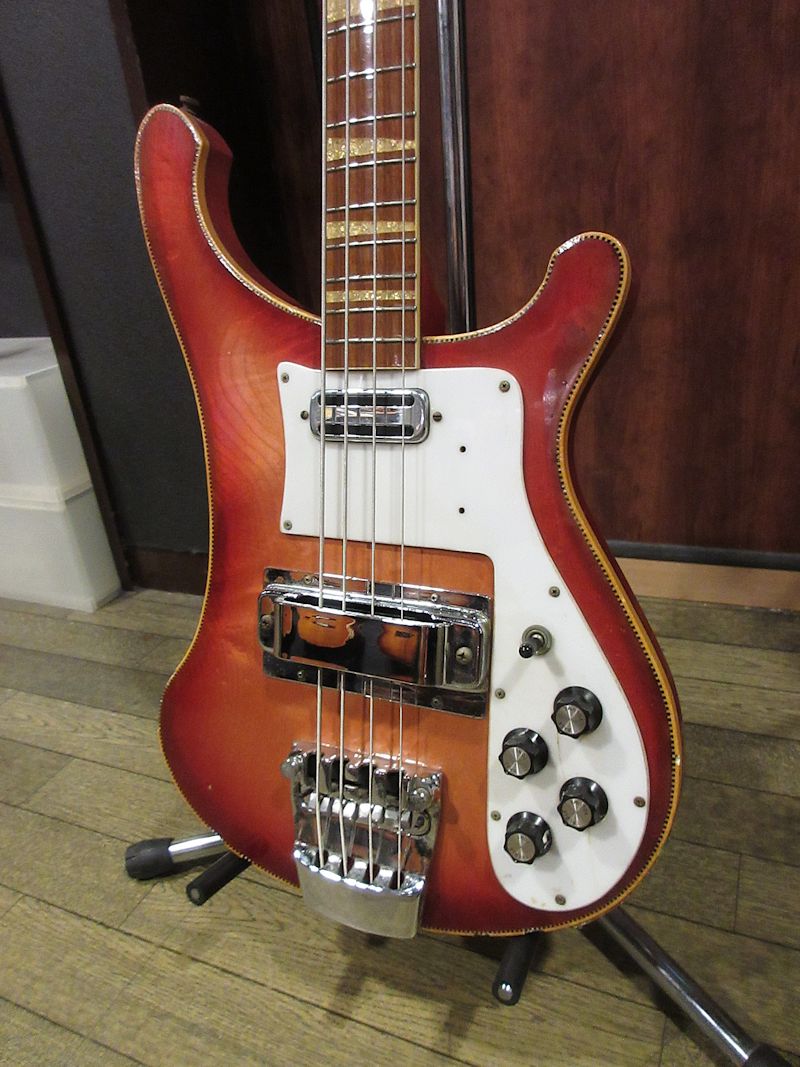 1971 Rickenbacker 4001 Fireglo - ヴィンテージギター買取り・販売の