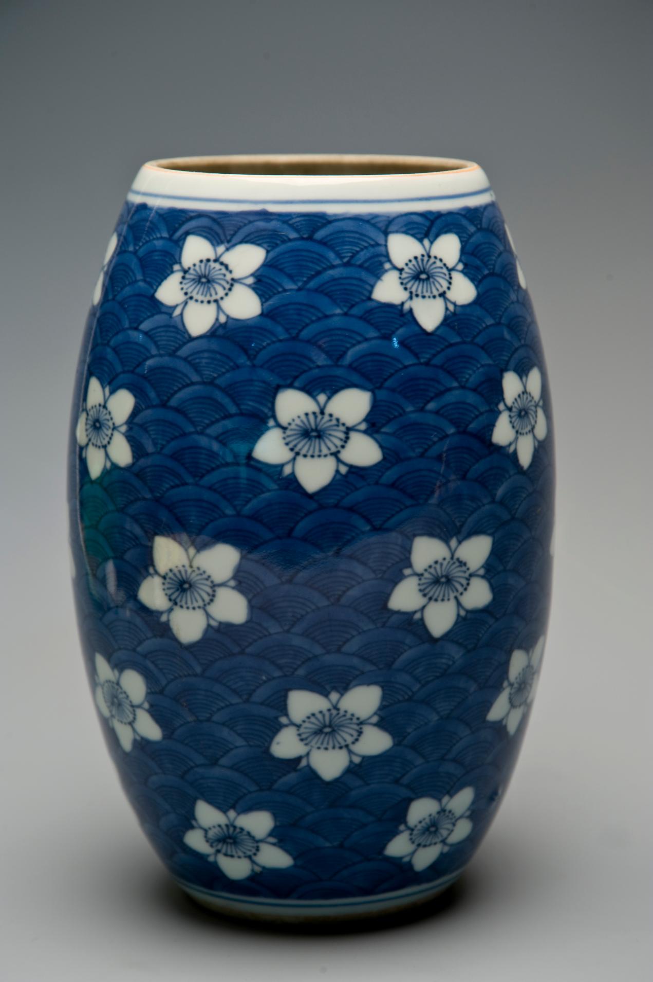 清代康熙朝冰梅纹瓷器如何鉴别|陶瓷,瓷器鉴赏知识|样子收藏网,记录传统