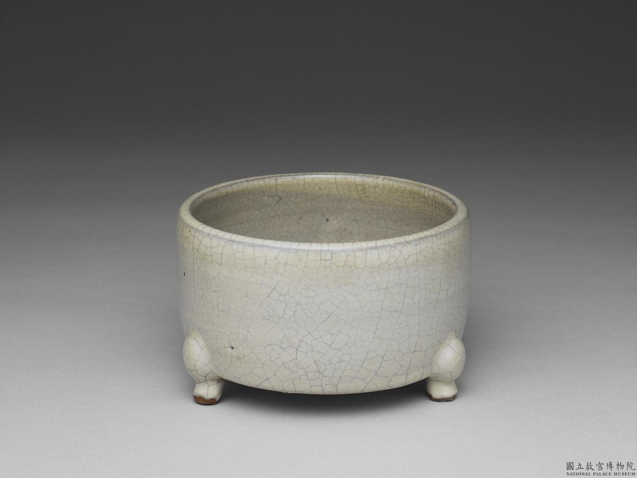 宋米色三足爐-數位典藏與學習聯合目錄