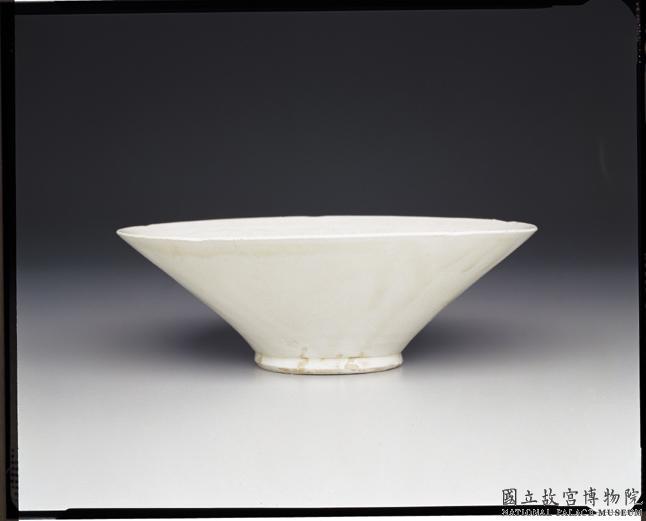 北宋定窯印花花口碗-數位典藏與學習聯合目錄