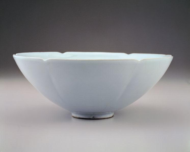 宋時代 青磁 汝官窯菊瓣碗 官汝窯碗 郊壇官窯 茶盞 唐物(C-79) 宋時代