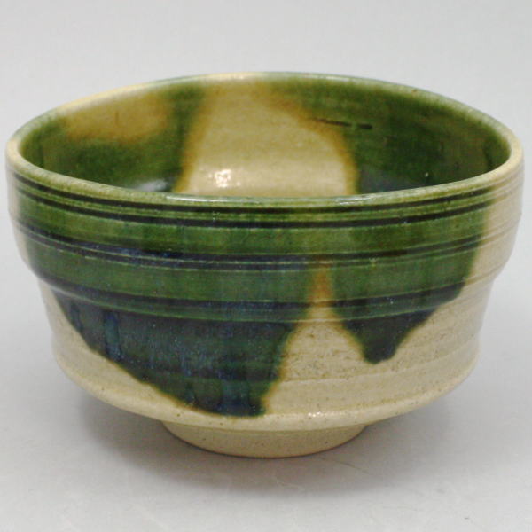 抹茶碗】瀬戸織部野馬茶碗 『寿山』箱付き 抹茶碗】瀬戸織部野馬茶碗