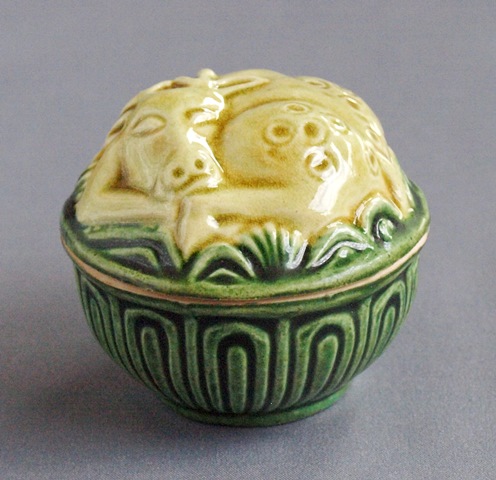 茶道具 交趾焼 六兵衛 菊花 香合 時代箱 V 9682 茶道具 交趾焼 六兵衛