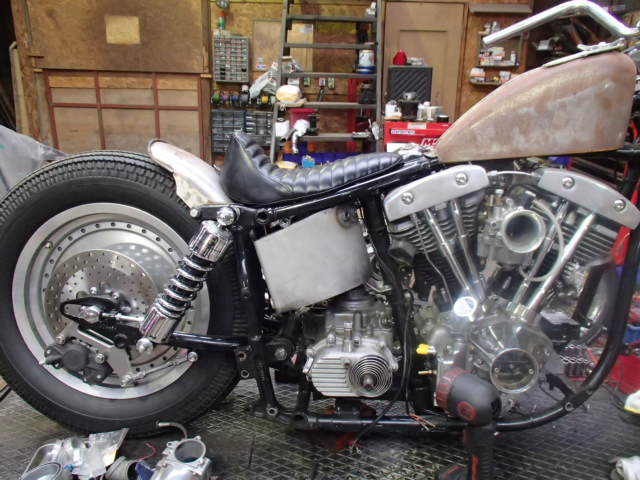 オイルタンク取り付け | Cross Flag ブログ