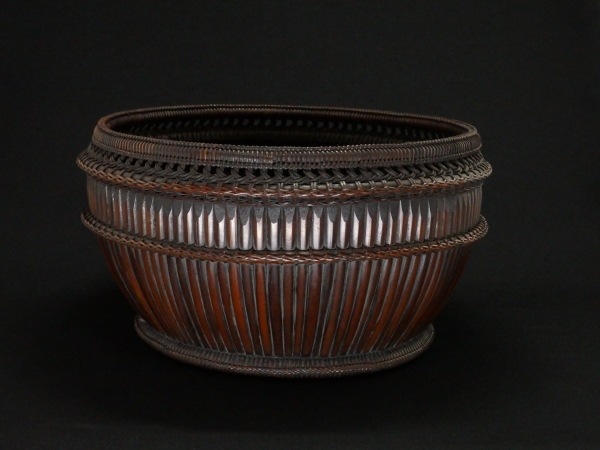 送料込【逢絢亭】茶道具 水屋道具 炭斗 唐物写 輪組炭斗 篭師 竹笠斎