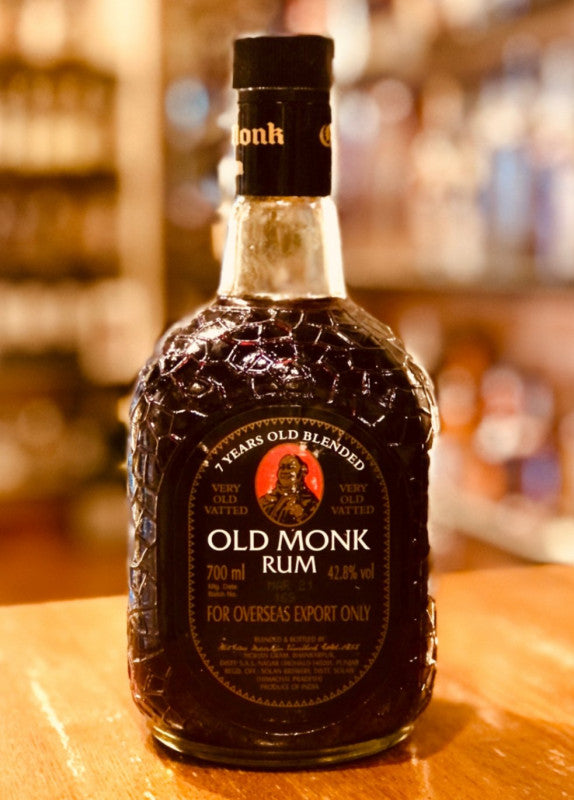 Old Monk The Legend ラム オールドモンク ザ レジェンド 42.8度
