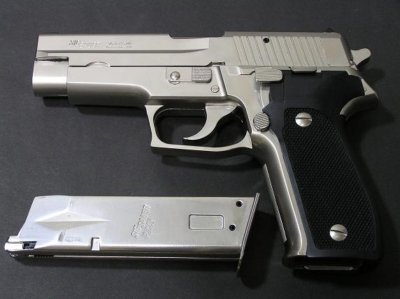 タナカ製 シグザウエルP226 オールシルバーモデル タナカ製