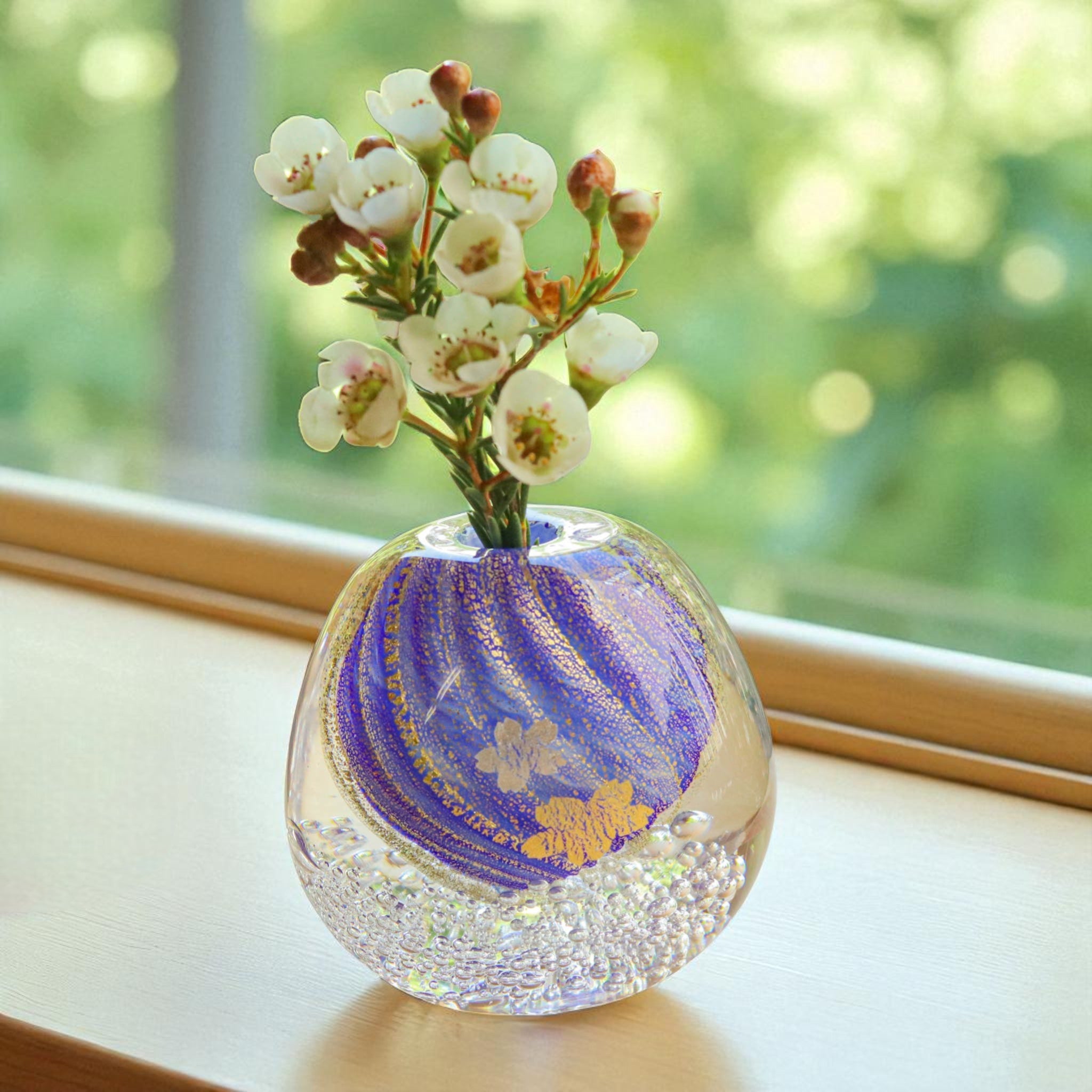 綾ガラス 一輪挿し | 月影の桜 | コバルトブルー | グラスアート黒木