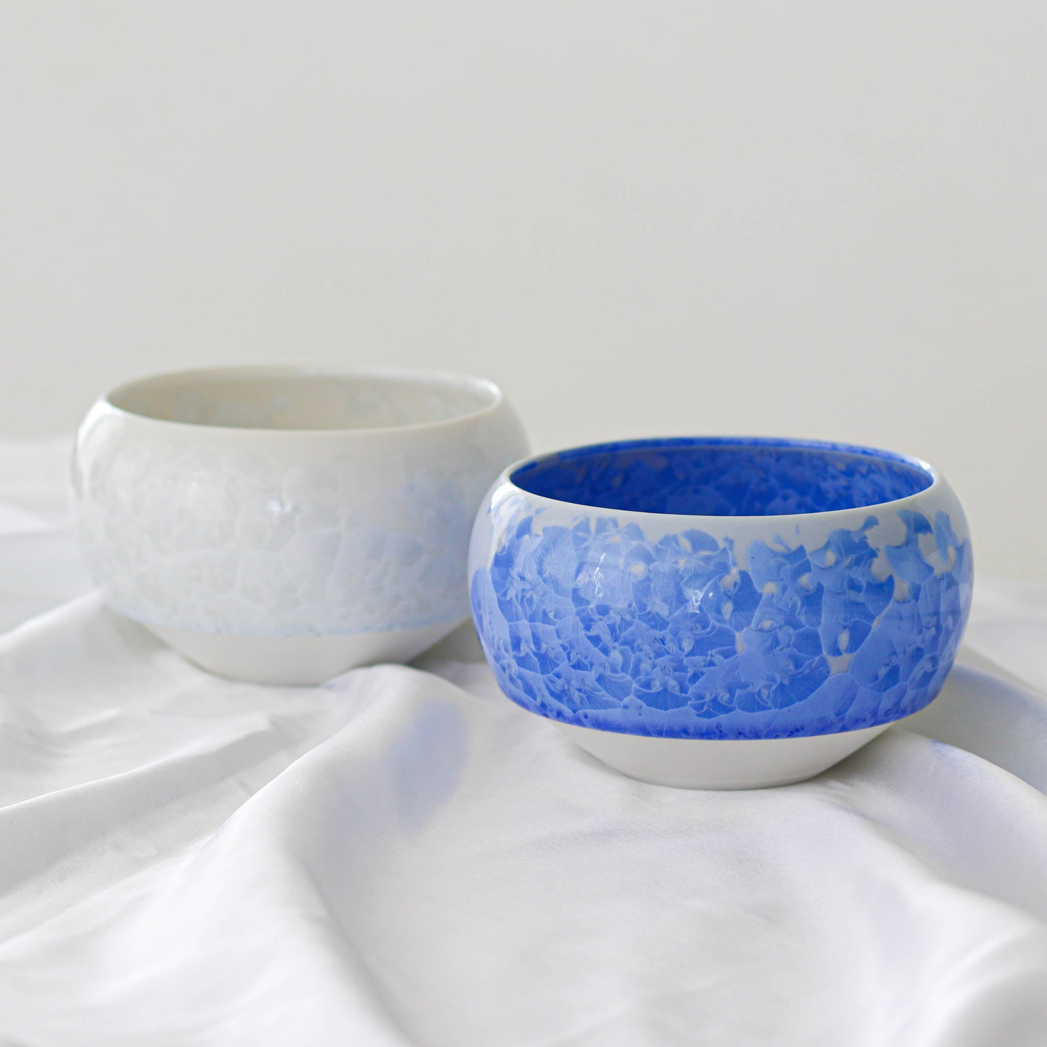 青と白の花柄 陶器ボウル 5個セット 有田焼 未使用 青花陶器ボウル5個