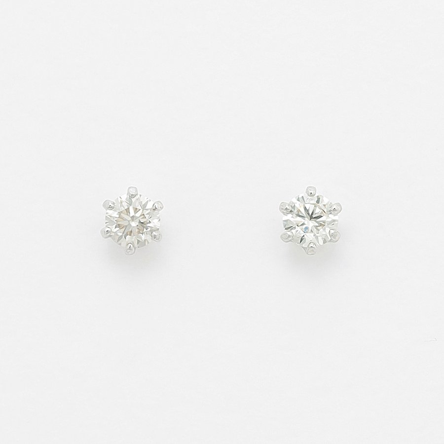WEB限定】K18 ホワイトゴールド ダイヤモンド ピアス（0.12ct