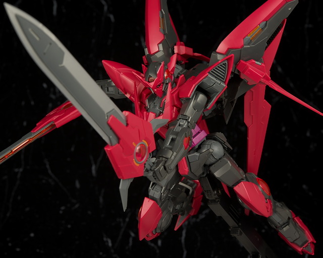 MG ガンダムエクシアダークマター レビュー〔ガンプラの山を崩せさん