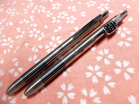 パイロット「2＋1蝕刻 初期モデル」レビュー : テーゲー日記 〜文具