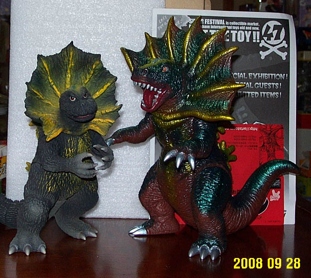 エリ巻恐竜ジラース 楳図かずお版 彩色指定Ver ウルトラマン ソフビ