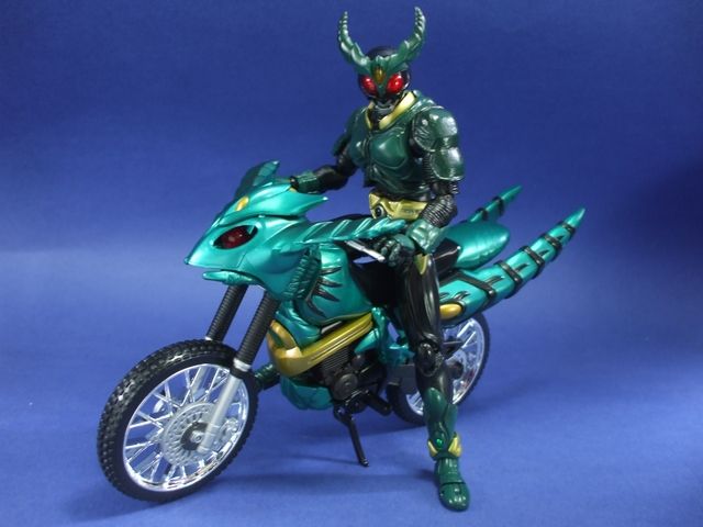 未使用 S.H.フィギュアーツ 仮面ライダーギルス &ギルスレイダー S.H.