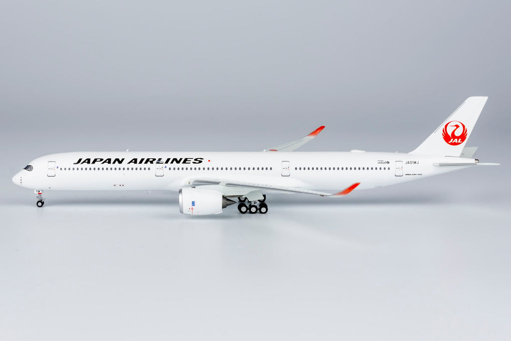 JAL AIRBUS A350-1000 1:200 モデルプレーン Japan Airlines / A350