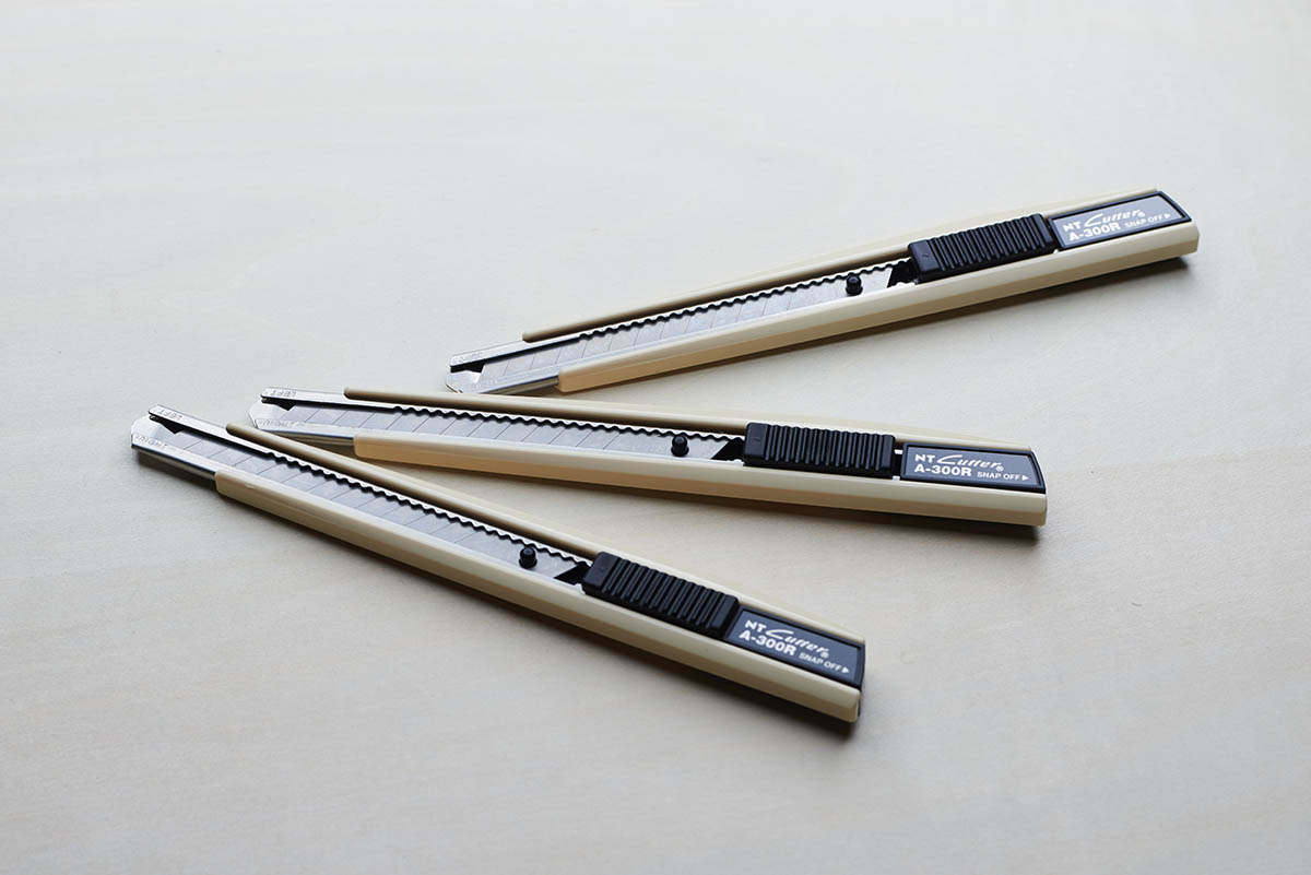 秀逸なイチおし定番アイテム「NTカッターA-300」が、偉大なる進化を