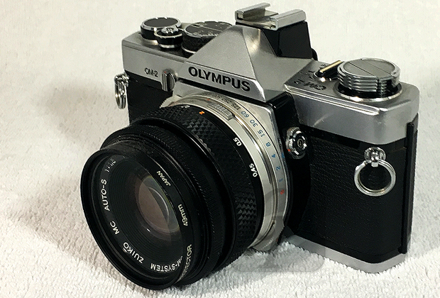オリンパス OM-2 動作品 訳ありおまけ付き およそ半世紀という時を超え
