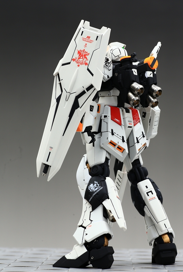 RG 1/144 ニューガンダム V23【ぷらもっち】