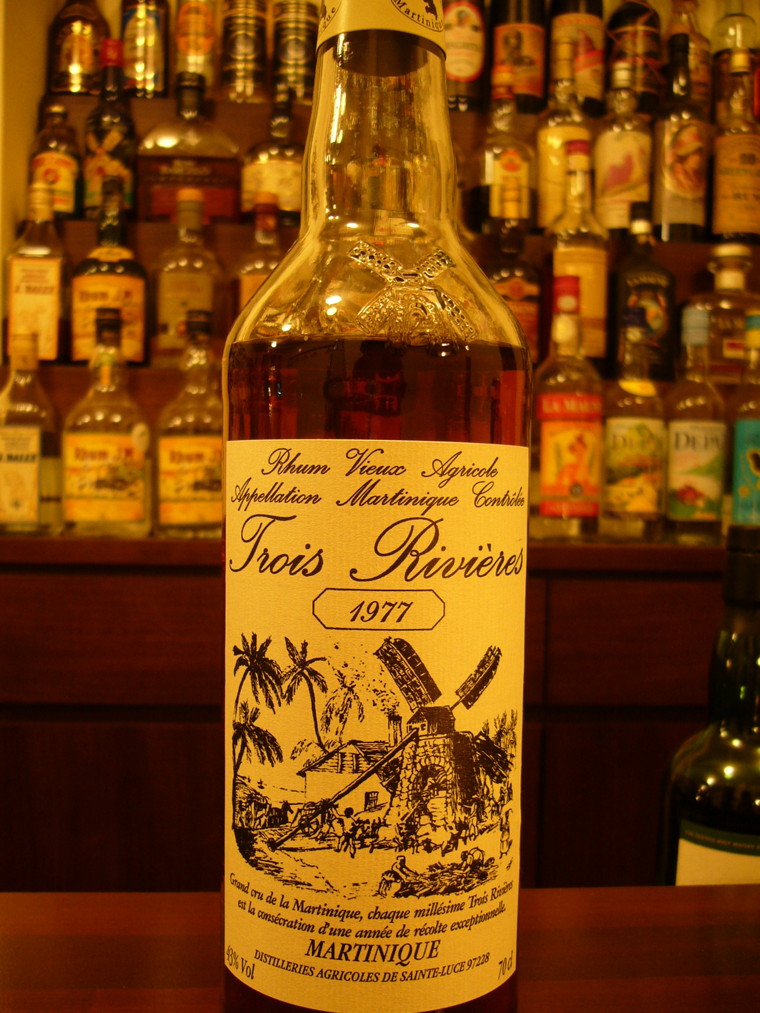 トロワ・リヴィエール 1977 | Rum and Whisky